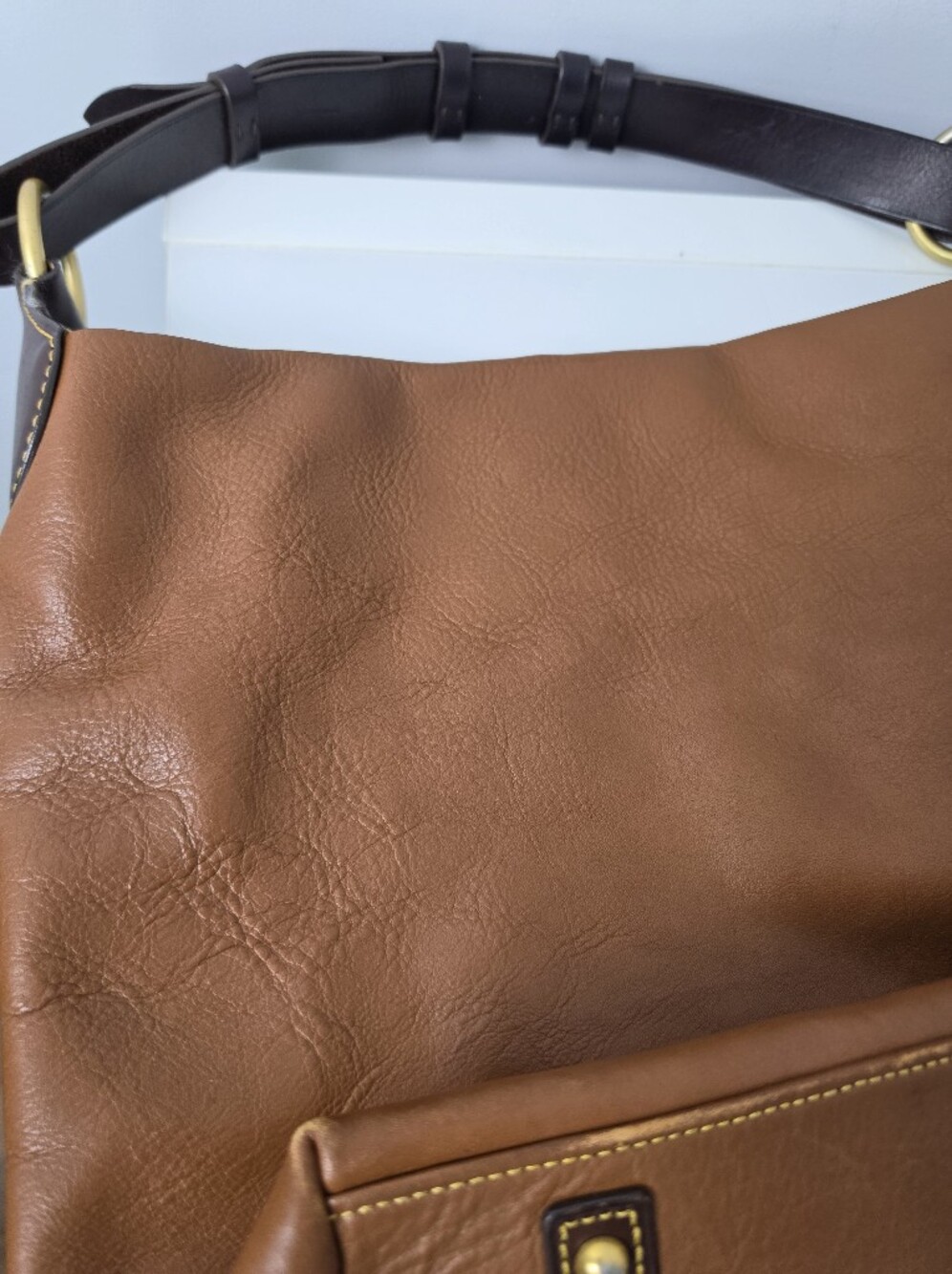 Dooney & Bourke Brown Leather Hobo Shoulder Bag Large Red Lining - Picture 14 of 16